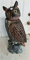 Owl - plastic, head moves, 20" tall