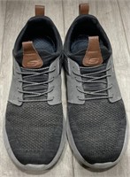 Skechers Men’s Slip On Shoes Size 11 (pre Owned)
