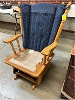 Ranch Oak Glider Chair