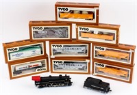 Tyco Vintage Toy Trains & Unknown Locomotive HO