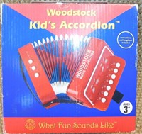 KIDS ACCORDIAN