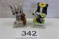Vintage Kitschy Porcelain Cat / Skunk Friendship F