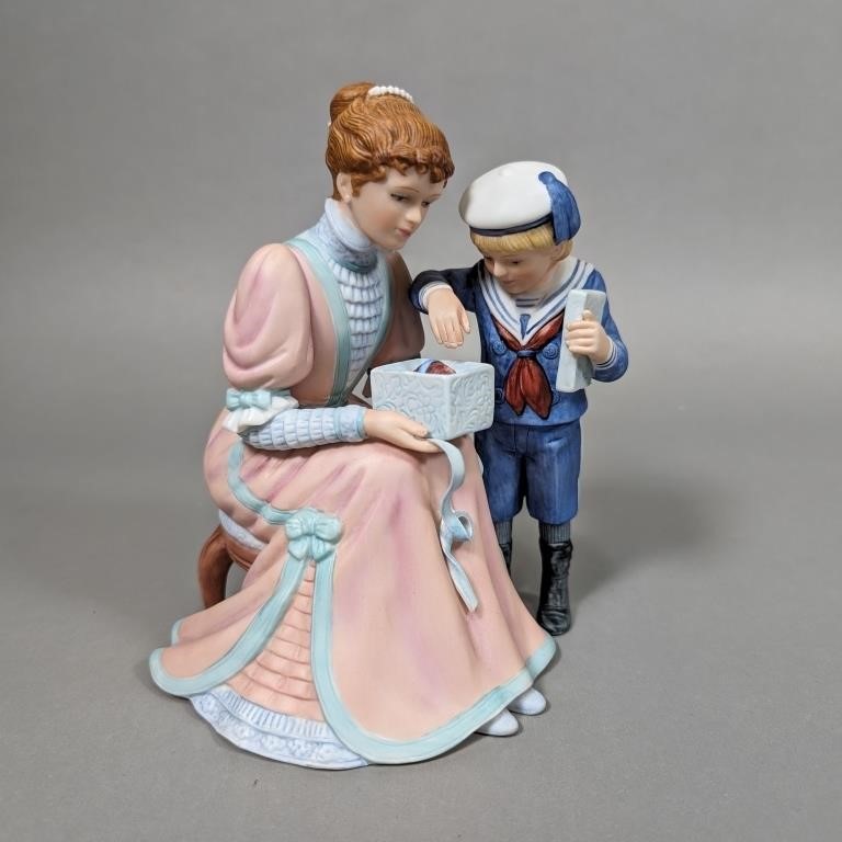 Lenox Collection The Present Figurine