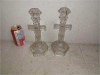 2 Chandeliers crucifix en verre