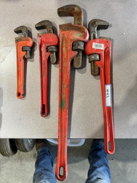 12", 14", 18", 24" Pipe Wrenches