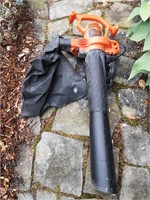 Electric B&D leaf blower/vac