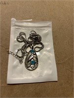 Beautiful Pendant and Chain NEW
