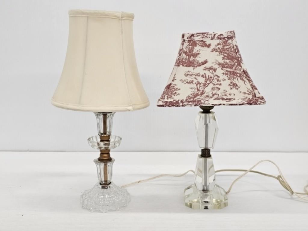 2 LAMPS WITH GLASS BASES - TALLEST IS 16" -WORKING