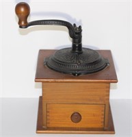 vintage wooden coffee grinder fingerjointed case