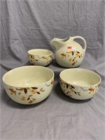 Hall’s Bowls and Pitcher