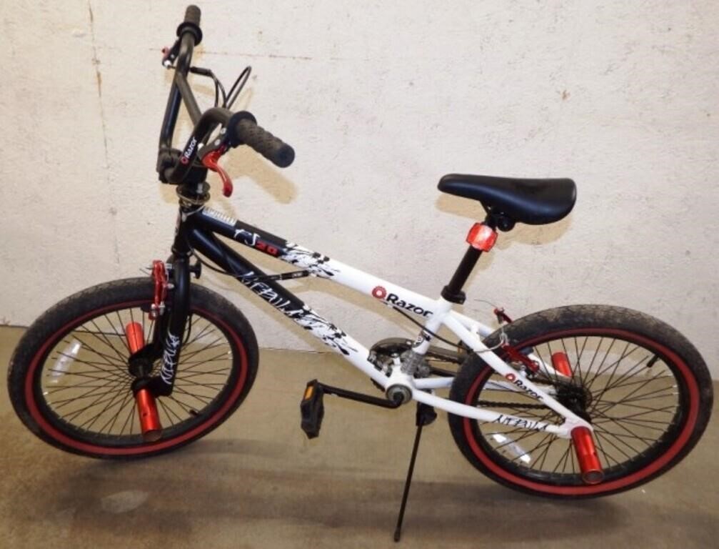 Boys Razor Nebula 20" BMX-Style Bike / Bicycle