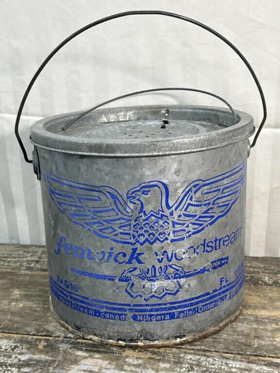Fenwick Woodstream minnow bucket