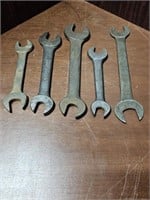 FIVE VINTAGE WRENCHES - LOT 2