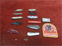 Vintage pocket knife lot.