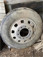 285/75/24.5 Semi Tire with Rim