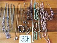 Costume Jewelry Lot Necklaces & Bracelets