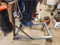 Rolling outboard motor stand