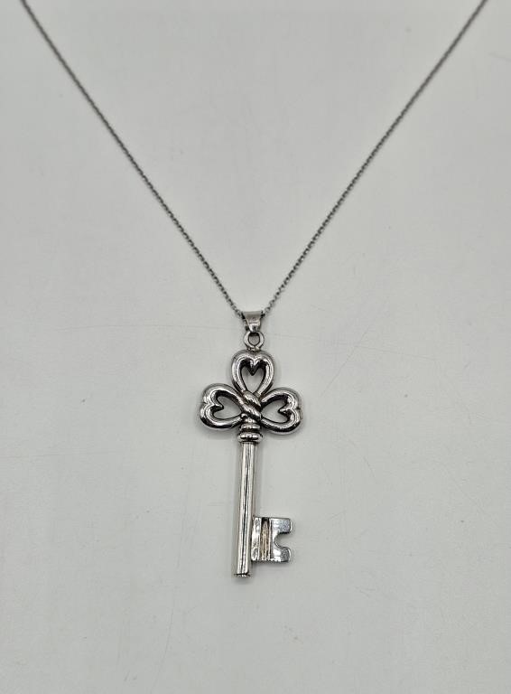 Sterling Silver Key Pendant & Chain