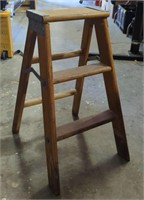 Wooden 2 Step Ladder