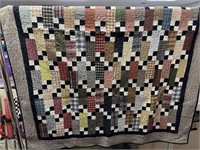 VERY PRETTY HANDMADE QUILT BLANKET