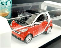 Diecast 1:24 SMART FORTWO Special Edition, neuf
