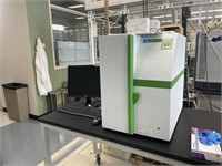 PerkinElmer 2450 MicroBeta2 Microplate Counter