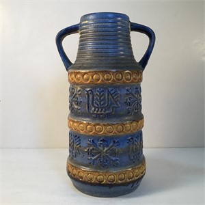 BAY WEST GERMAN POTTERY VASE 64-25