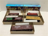 Five Athearn HO Gauge Model Trains