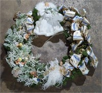 (X) Decorative Angel Wreath. 32 inch.