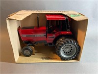 Ertl 1/16 International 5288 Tractor w/ Cab