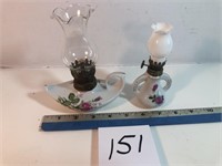 2 oil lamps w/flowers