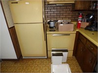 REFRIGERATOR & STOVE