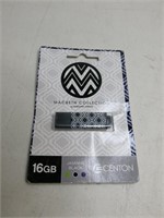 16 GB USB Card