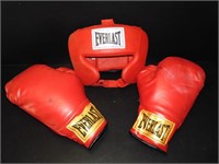 Everlast Boxing Gloves & Head Gear