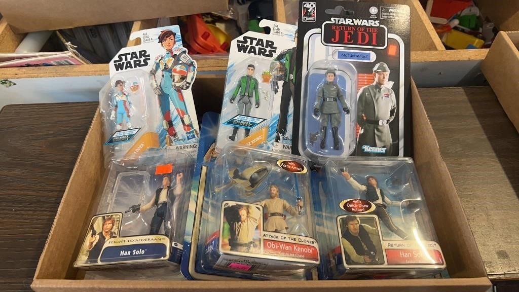 TOYS AND COLLECTIBLES ONLINE AUCTION