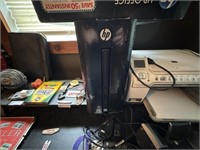 HP COMPUTER WITH KEYBOARD AND CORDS-