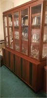 China cabinet, (does not include contents)