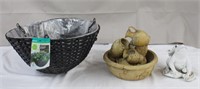 Resin Wicker hanging basket 14", garden frog 5.5"H