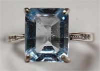 Ladies Sterling Silver Genuine Blue Topaz Ring