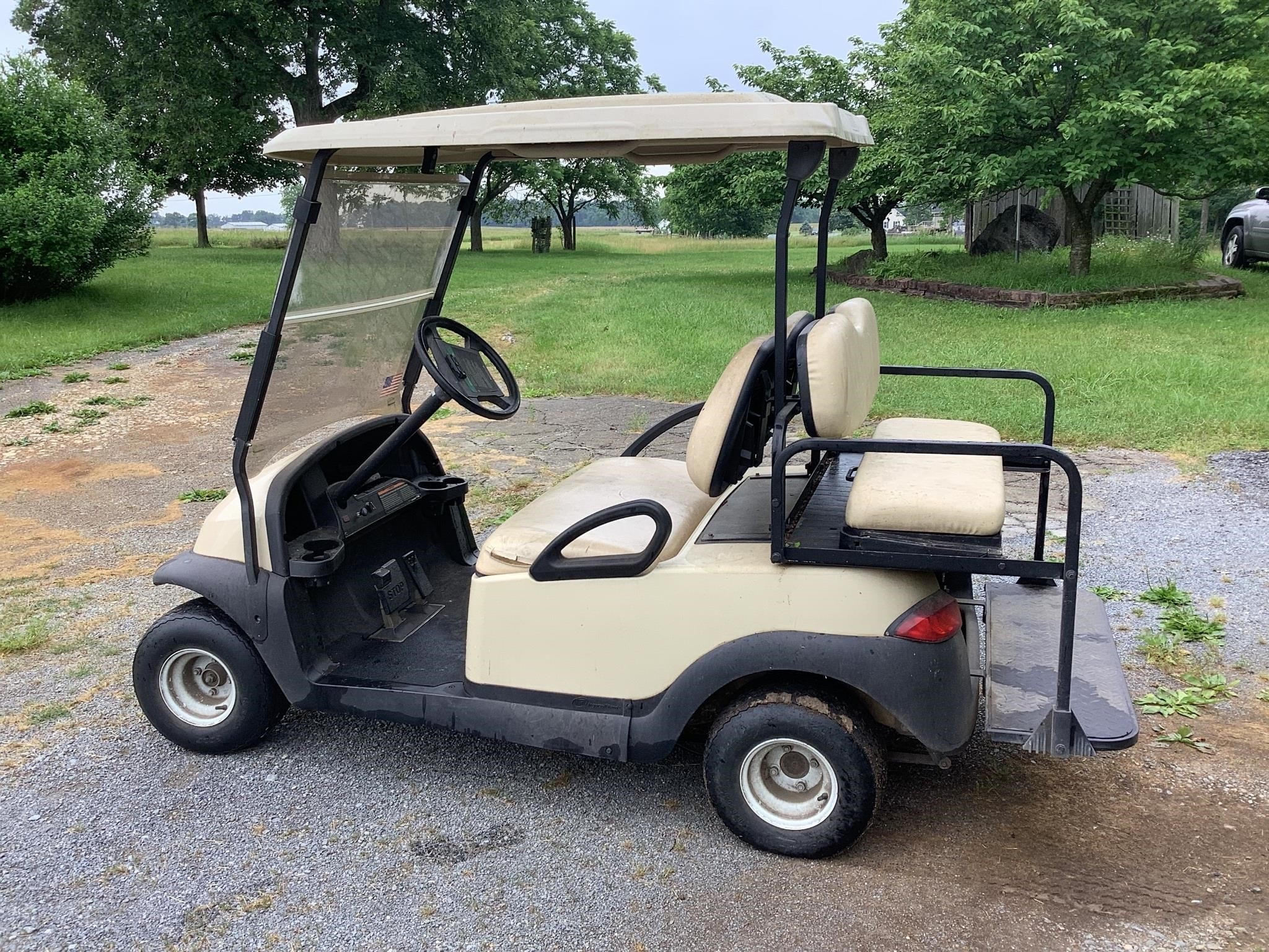 Gas Powered Golf Cart