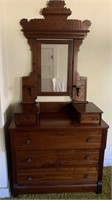 Antique gentleman’s dresser