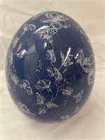 Temptations blue egg with flower design