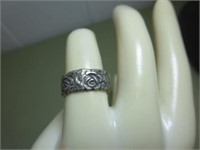 Flowered Sterling Ring, 4.2g