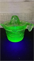 2 Pc UV Glass Reamer With 16oz Measuring Cup Chip