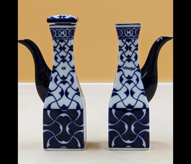 Bombay Oil & Vinegar Set