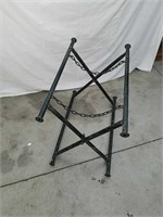 Masonry foldable mud stand