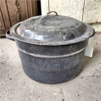 ENAMEL POT WITH LID & RACK