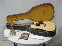 Kona Acoustic Guitar & Guitar Learning Items
