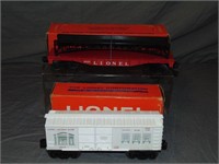 LN Boxed Lionel 6825 & 6050-110 Freight Cars
