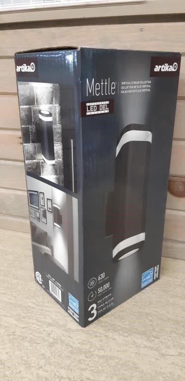 Mettle 3 Way stream LED Light, new in box